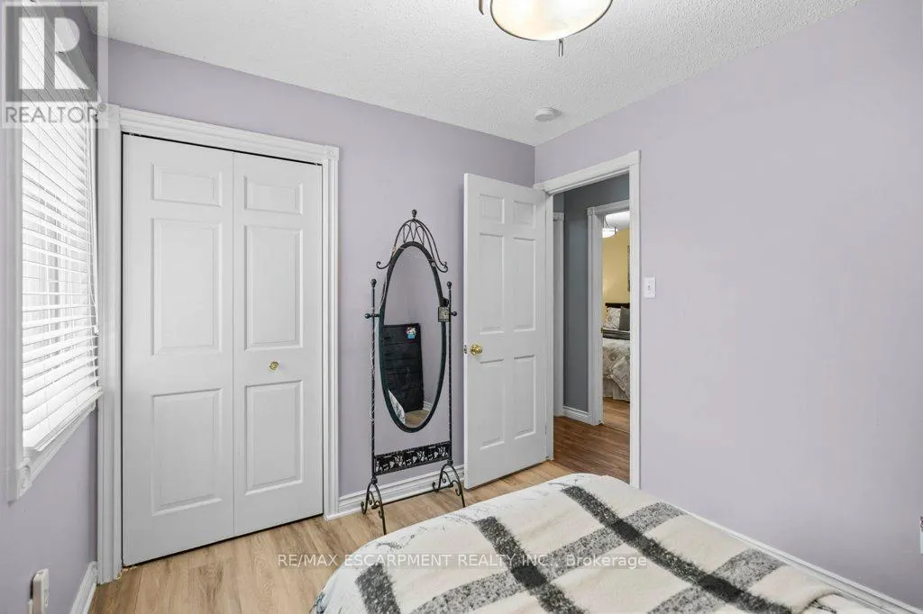 44 CEDARLAND DRIVE