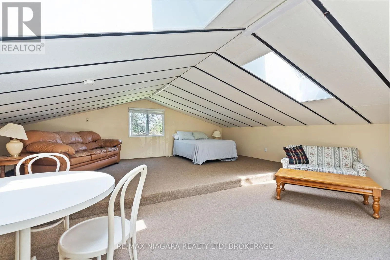 6 VILLELLA ROAD