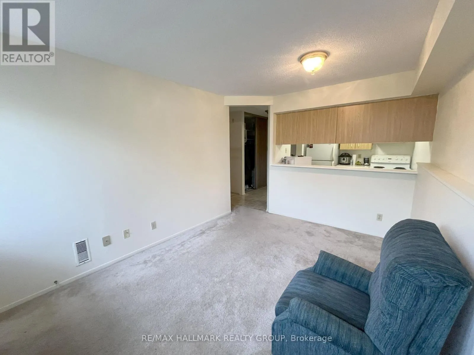 108 - 345 CENTRUM BOULEVARD