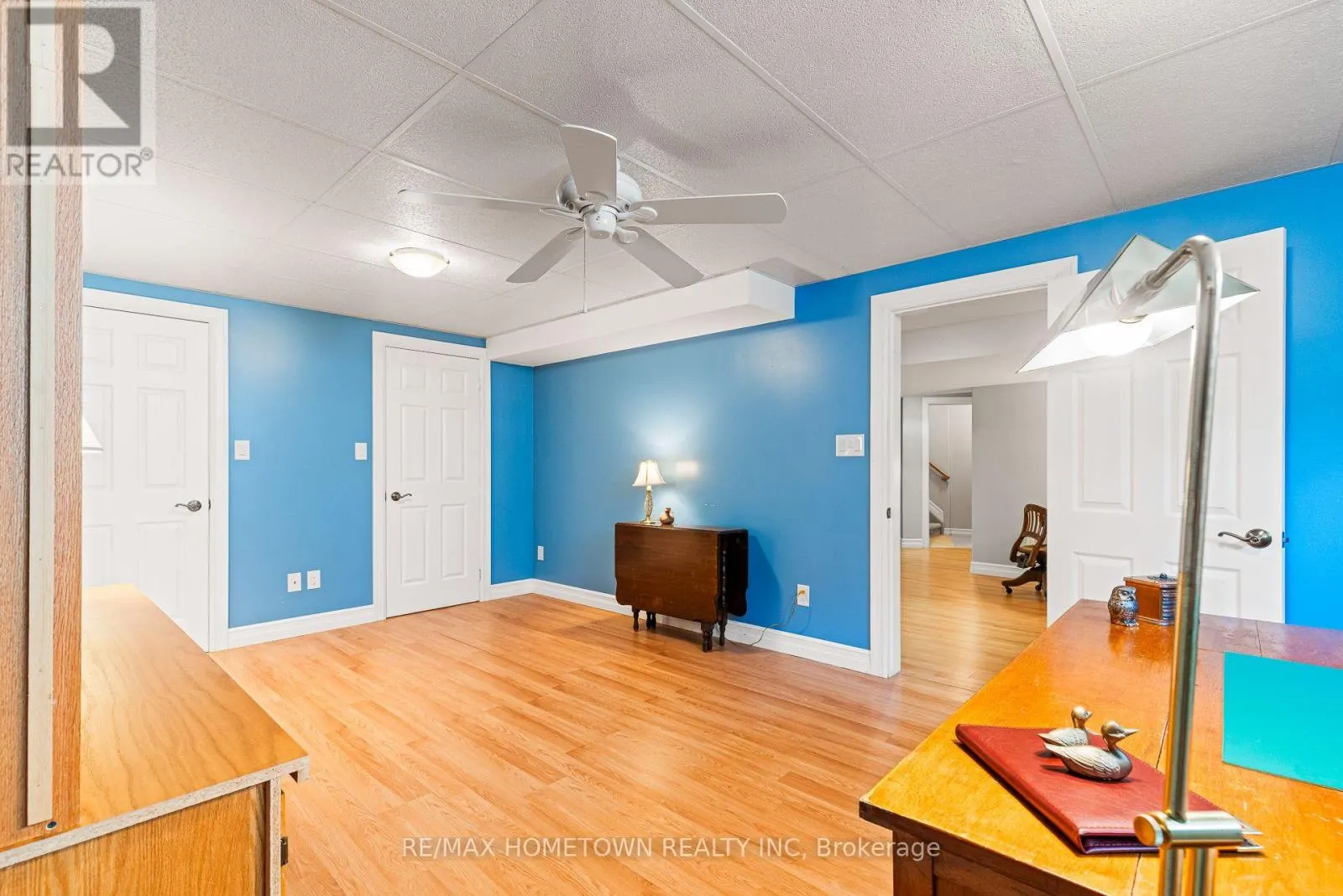 1026 CRESTWOOD DRIVE