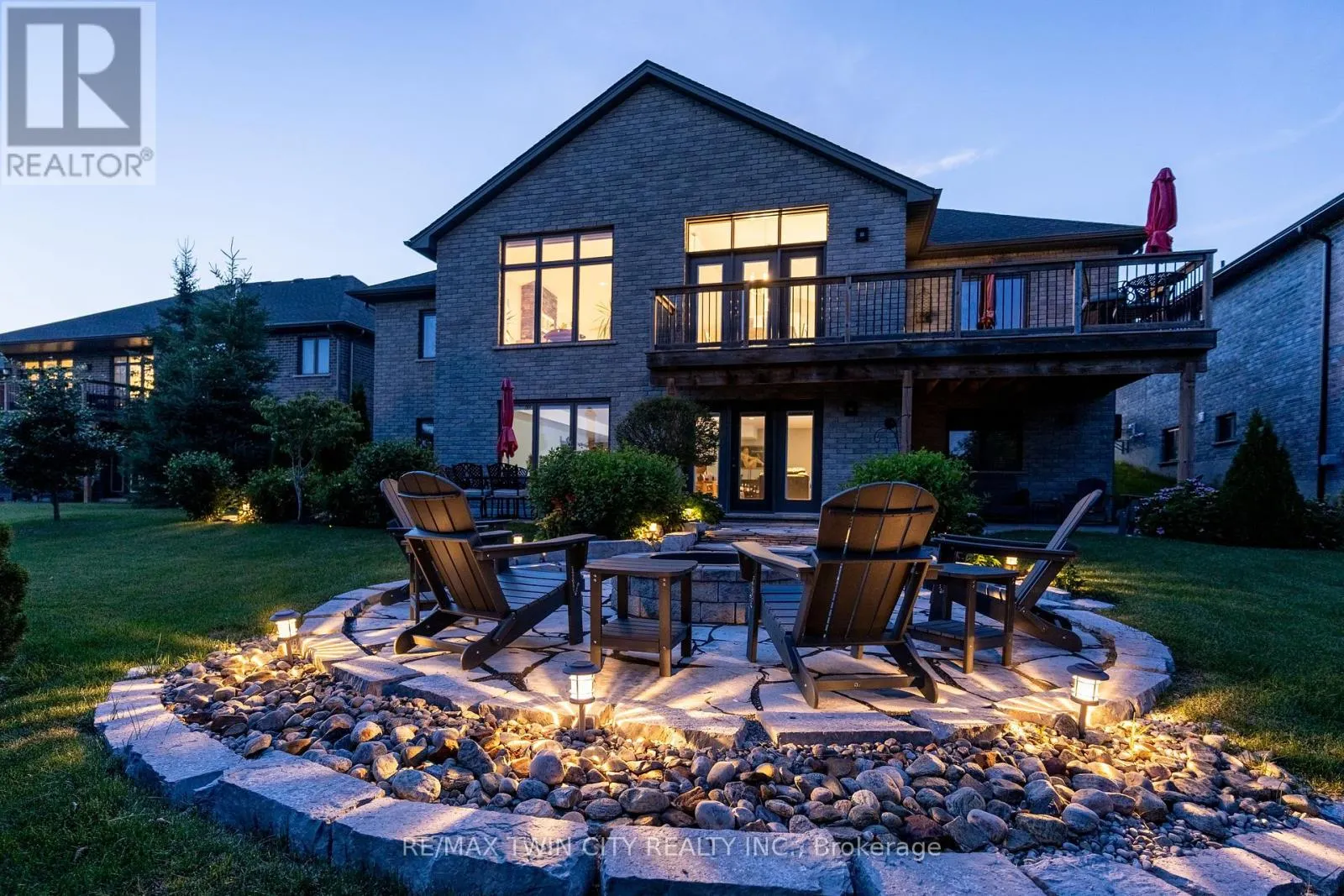 147 ROBIN RIDGE DRIVE