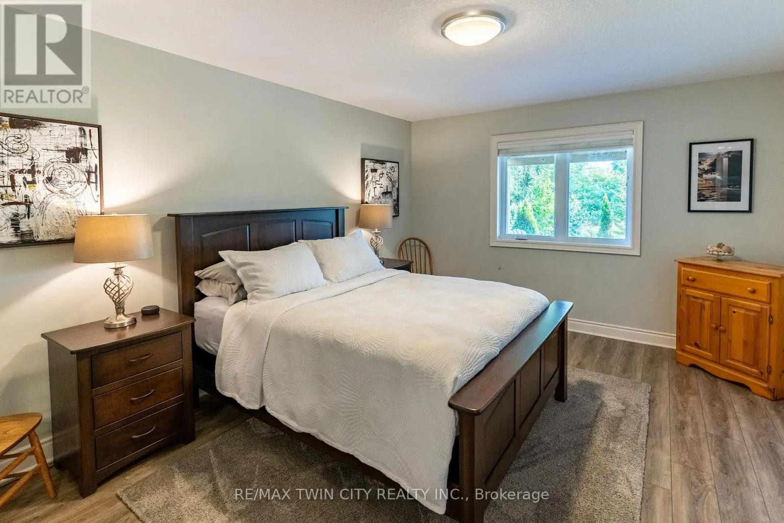 147 ROBIN RIDGE DRIVE