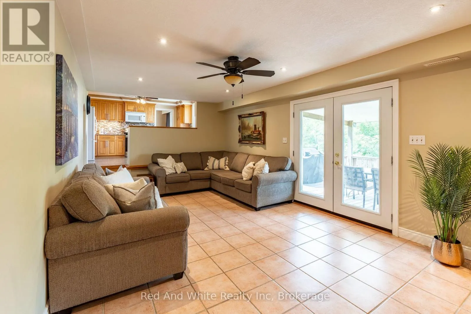 447 OLD CHICOPEE TRAIL