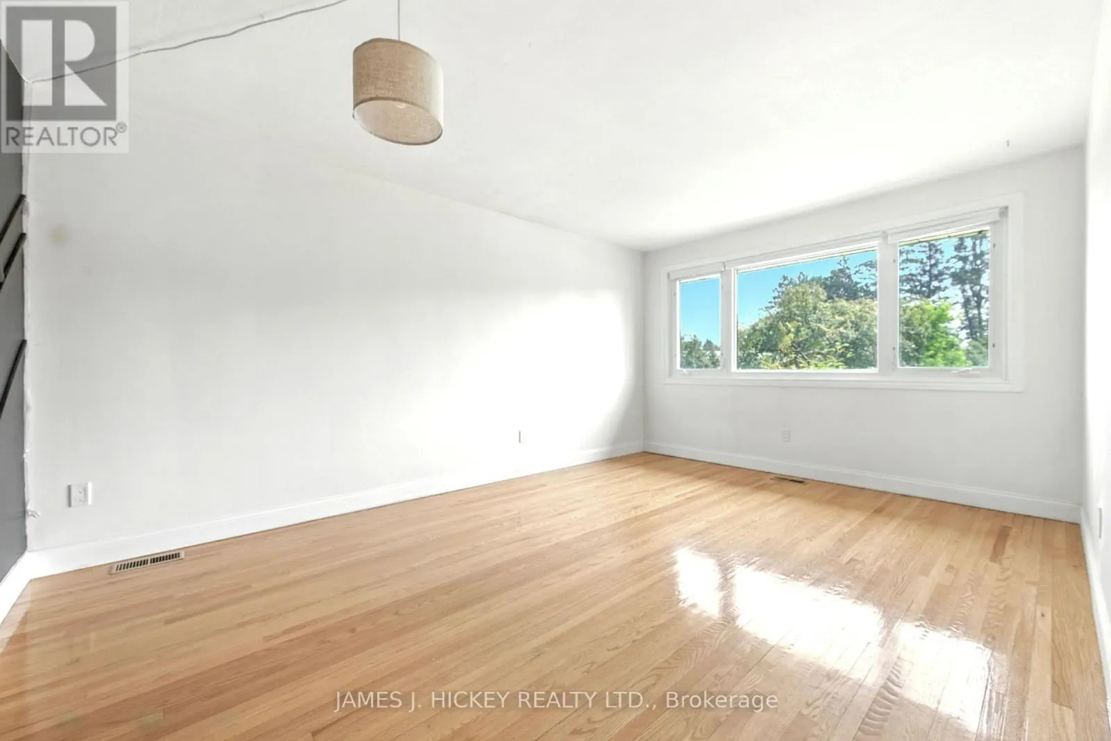 20 CLAREMOUNT ROAD