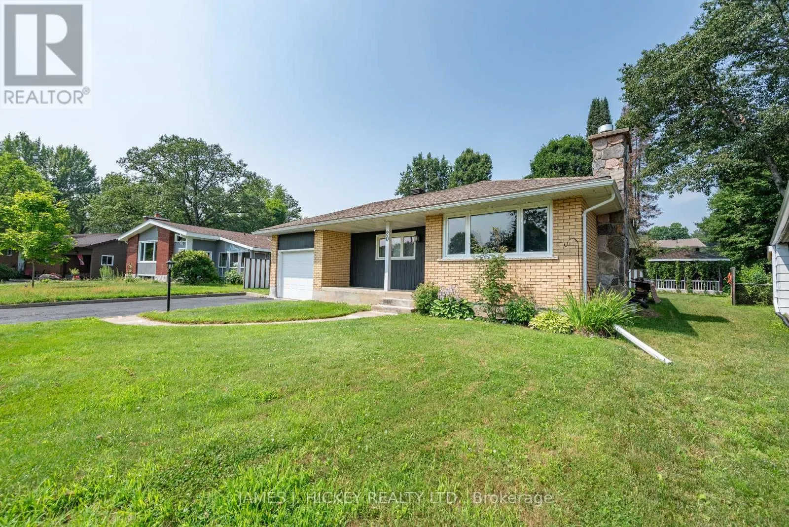 20 CLAREMOUNT ROAD