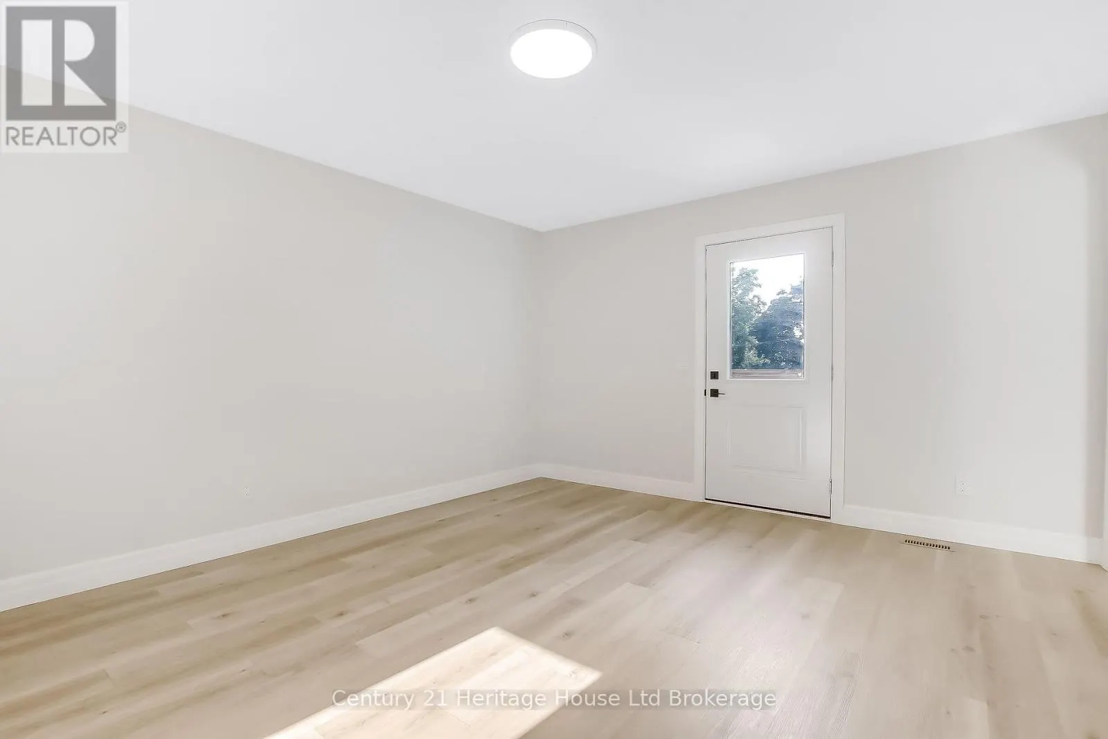 1 - 50 BLANDFORD STREET, #1