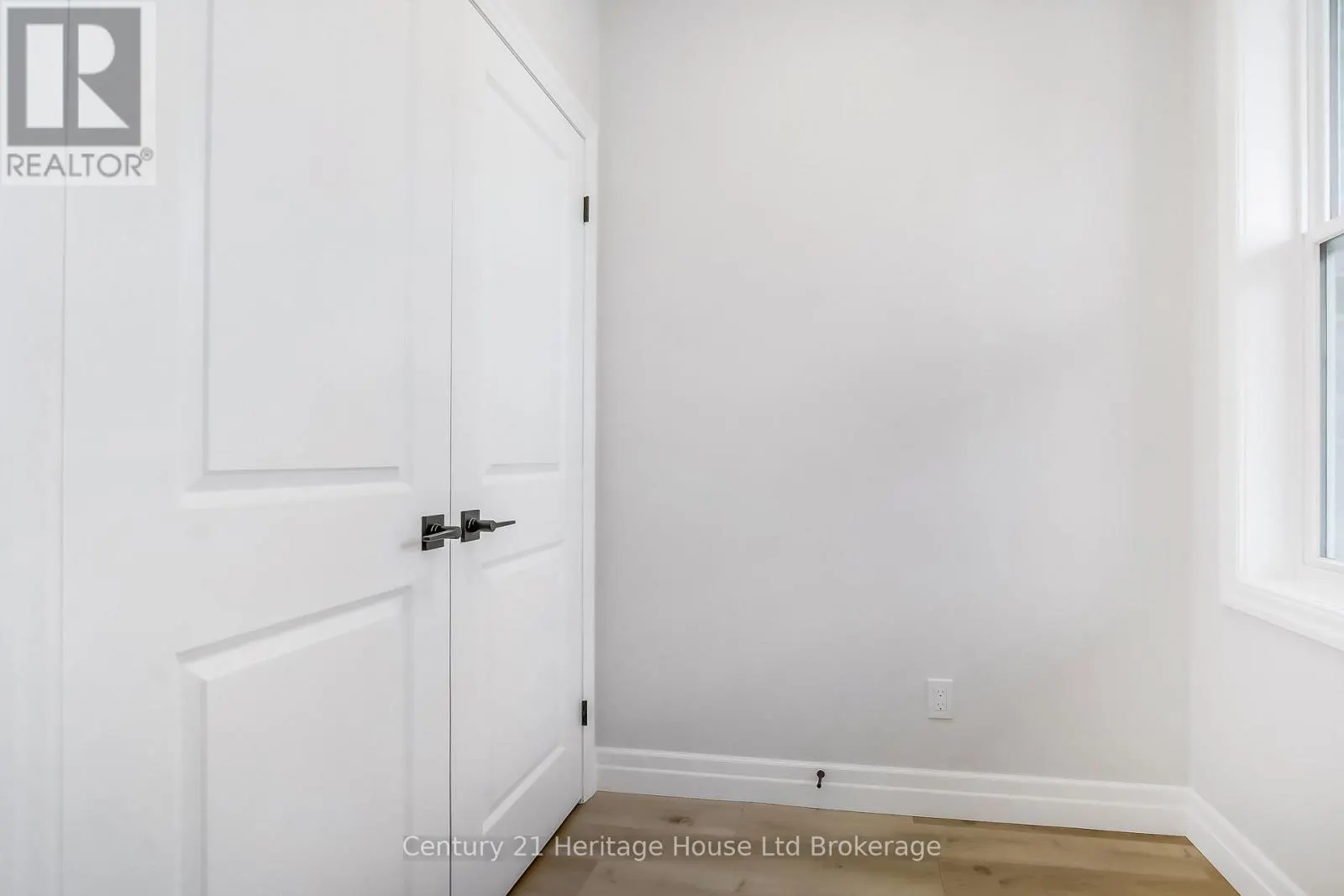 1 - 50 BLANDFORD STREET, #1