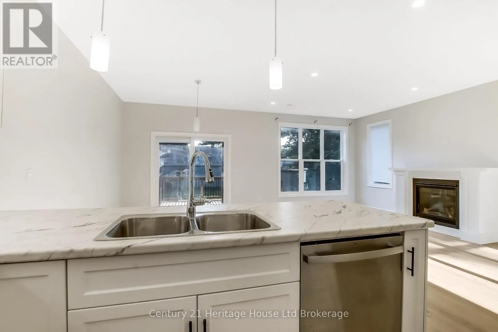 1 - 50 BLANDFORD STREET, #1