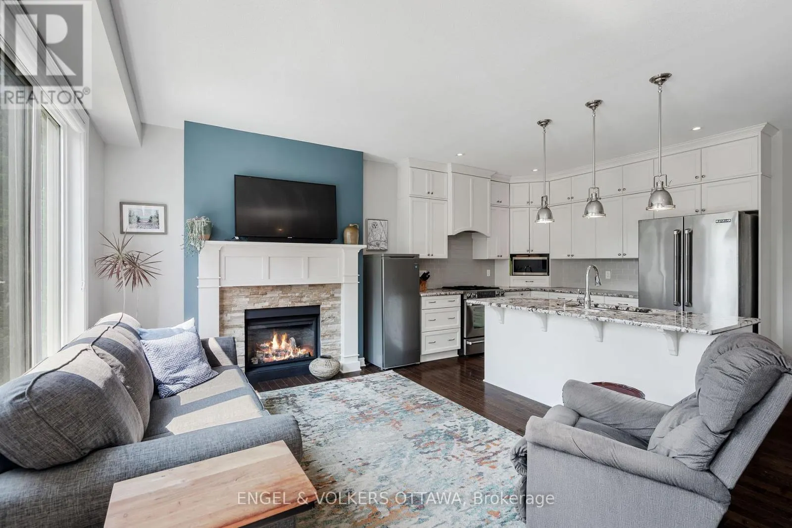 641 WILLOWMERE WAY