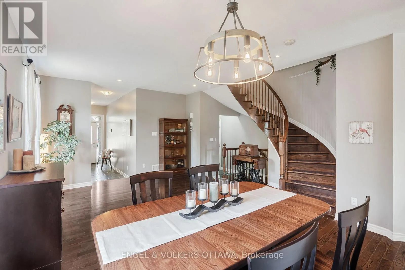 641 WILLOWMERE WAY