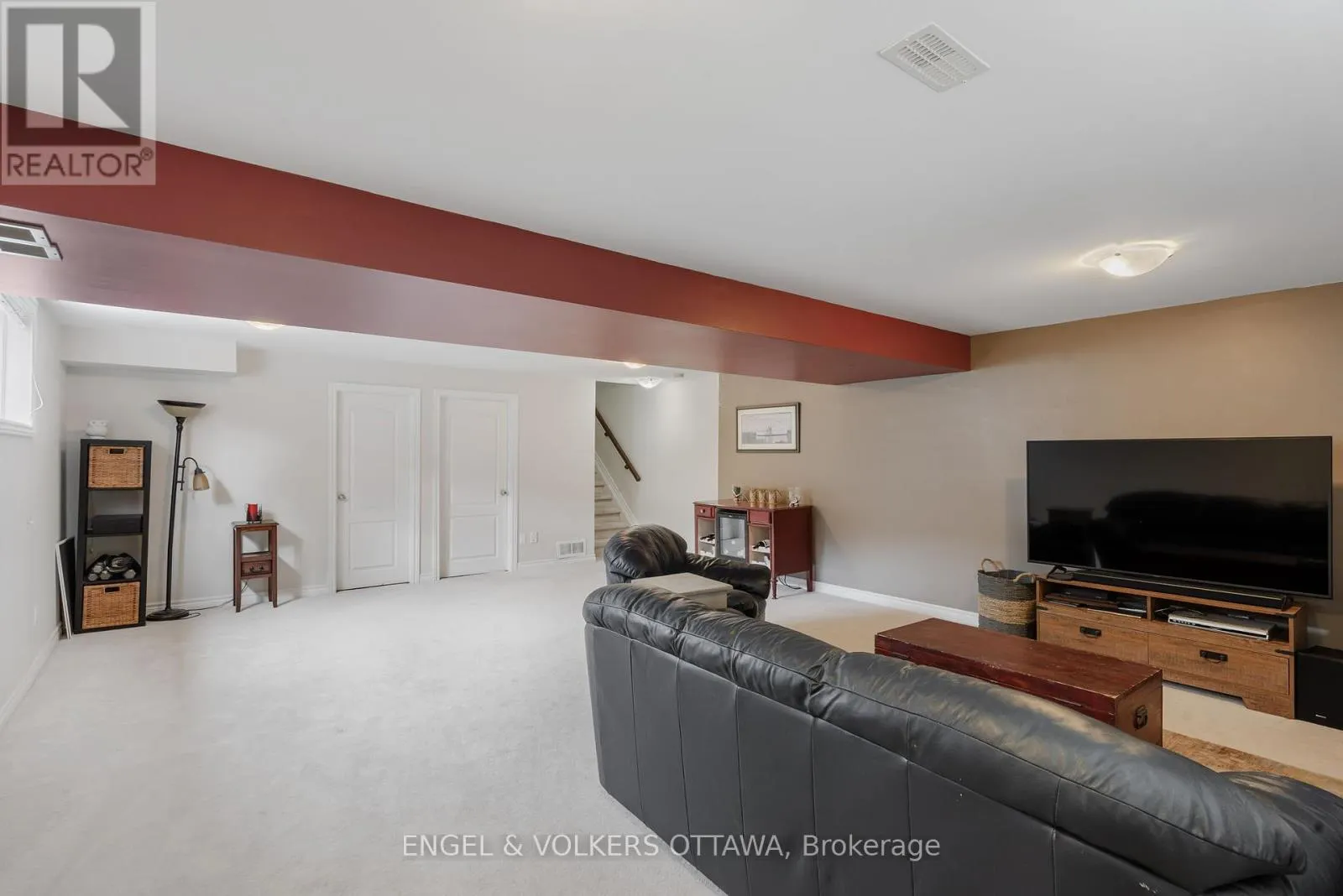 641 WILLOWMERE WAY