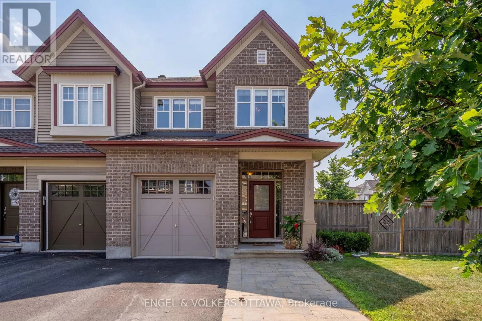 641 WILLOWMERE WAY