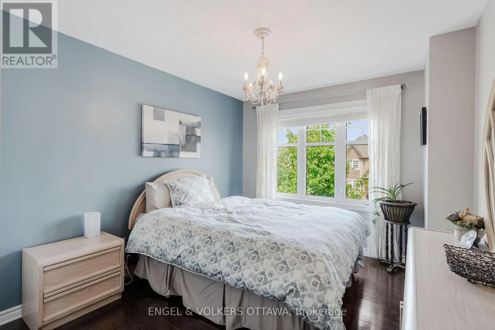 641 WILLOWMERE WAY