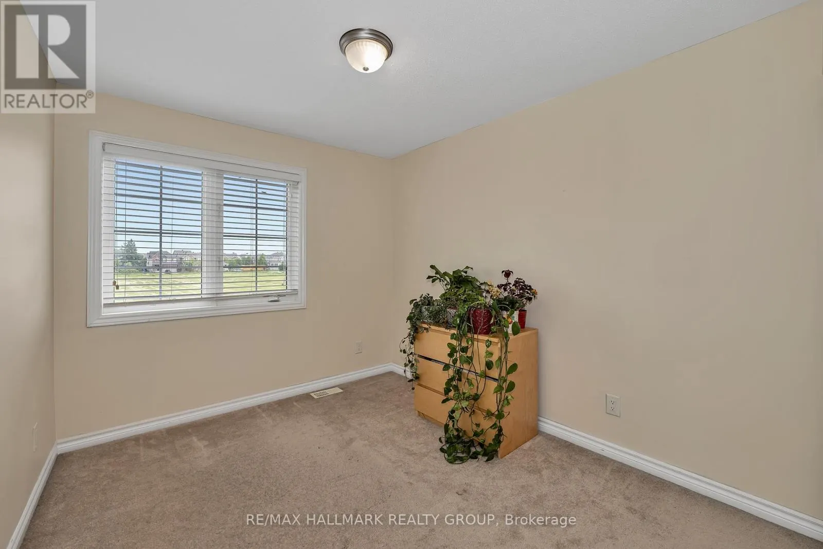 334 ASTELIA CRESCENT