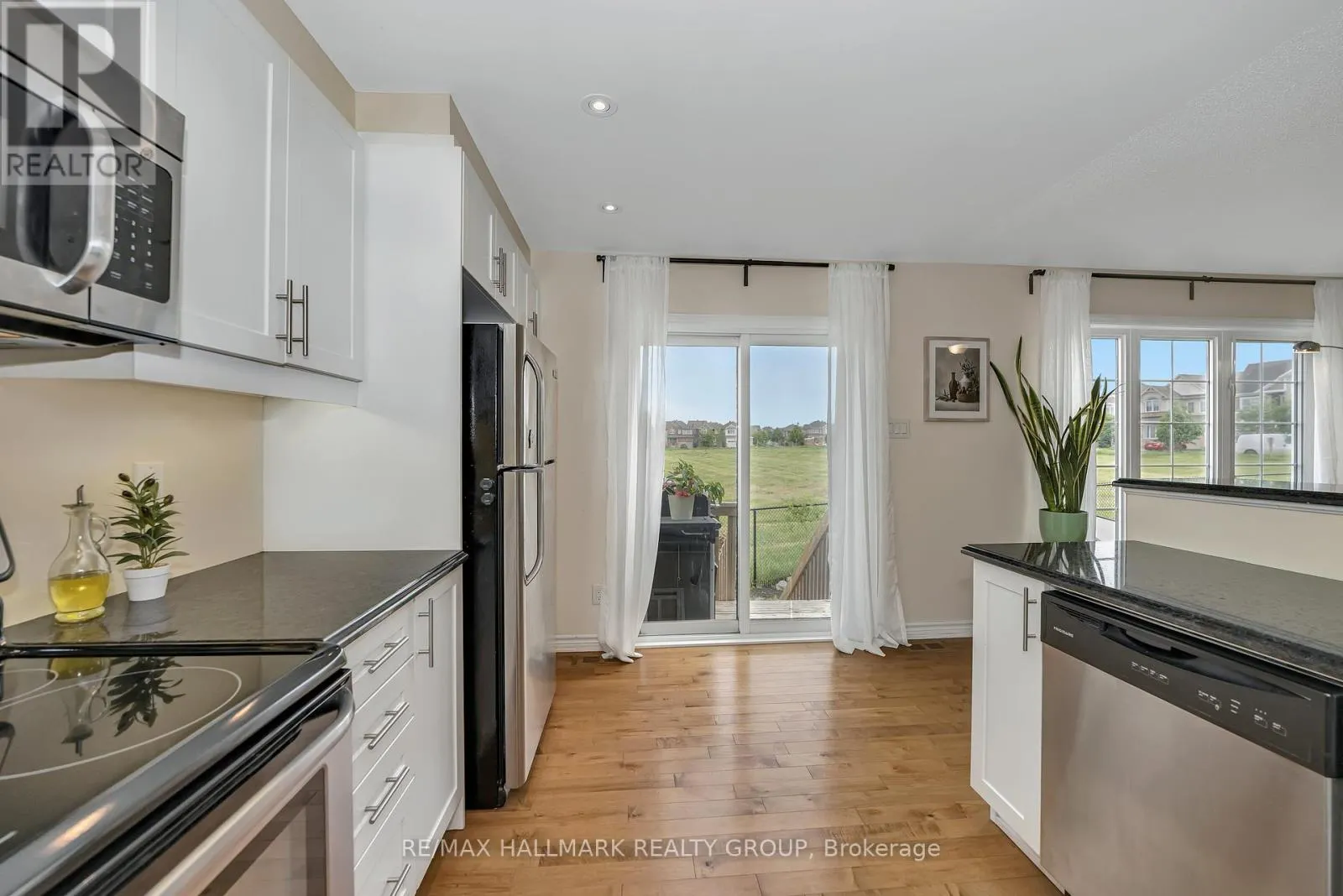 334 ASTELIA CRESCENT