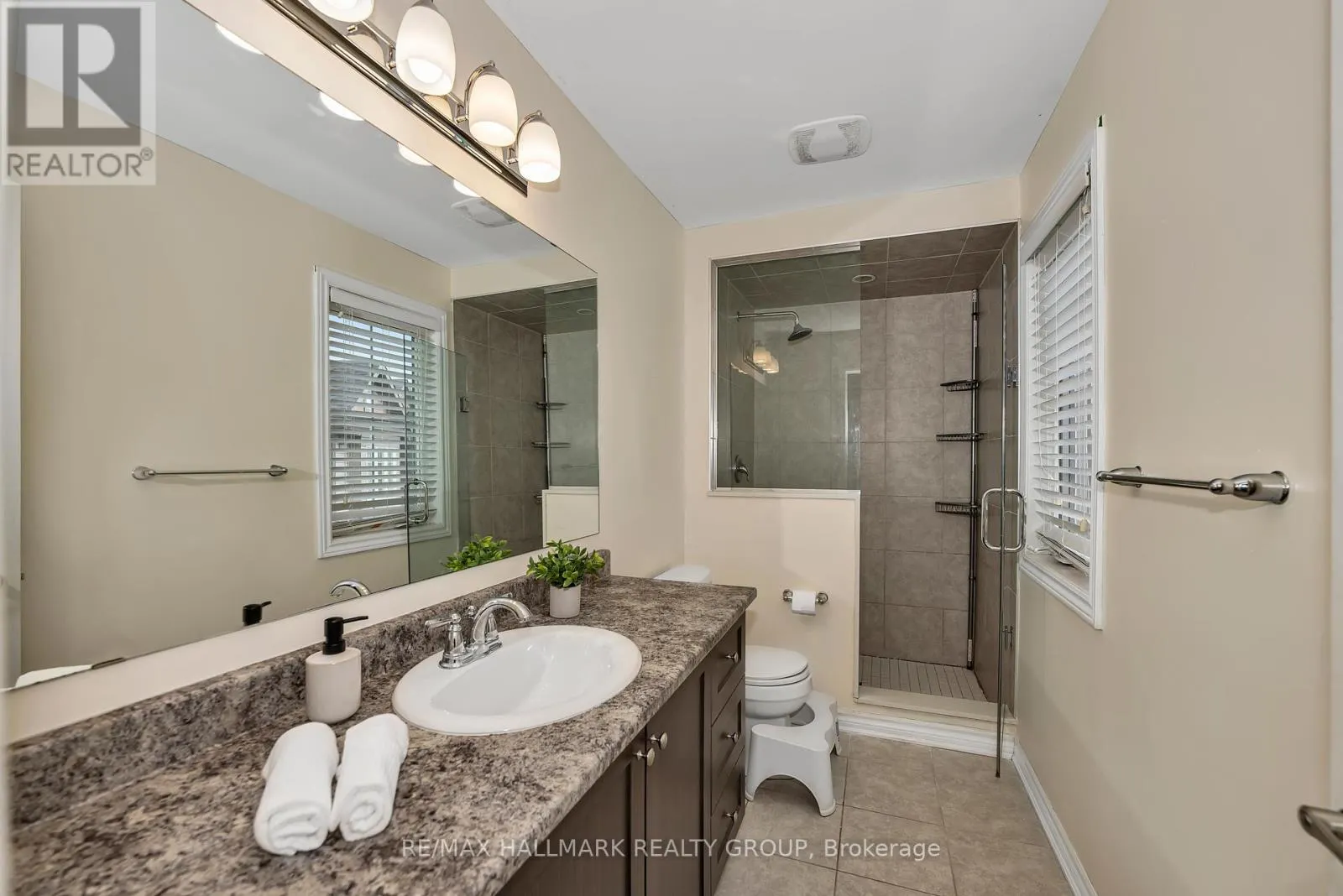 334 ASTELIA CRESCENT