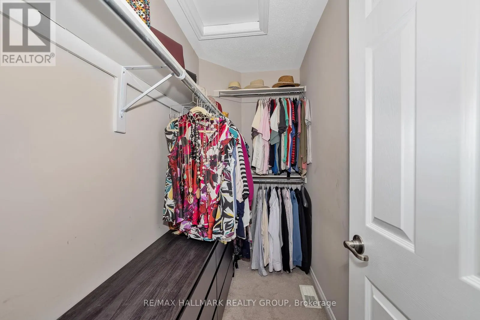 334 ASTELIA CRESCENT
