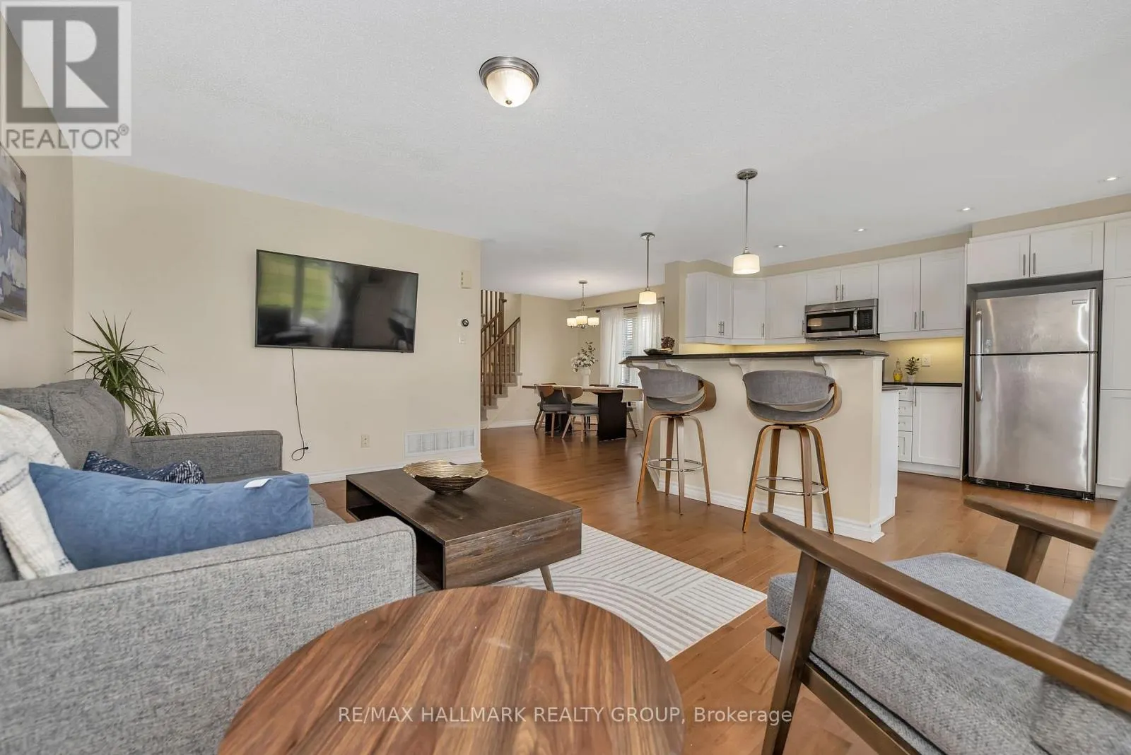 334 ASTELIA CRESCENT