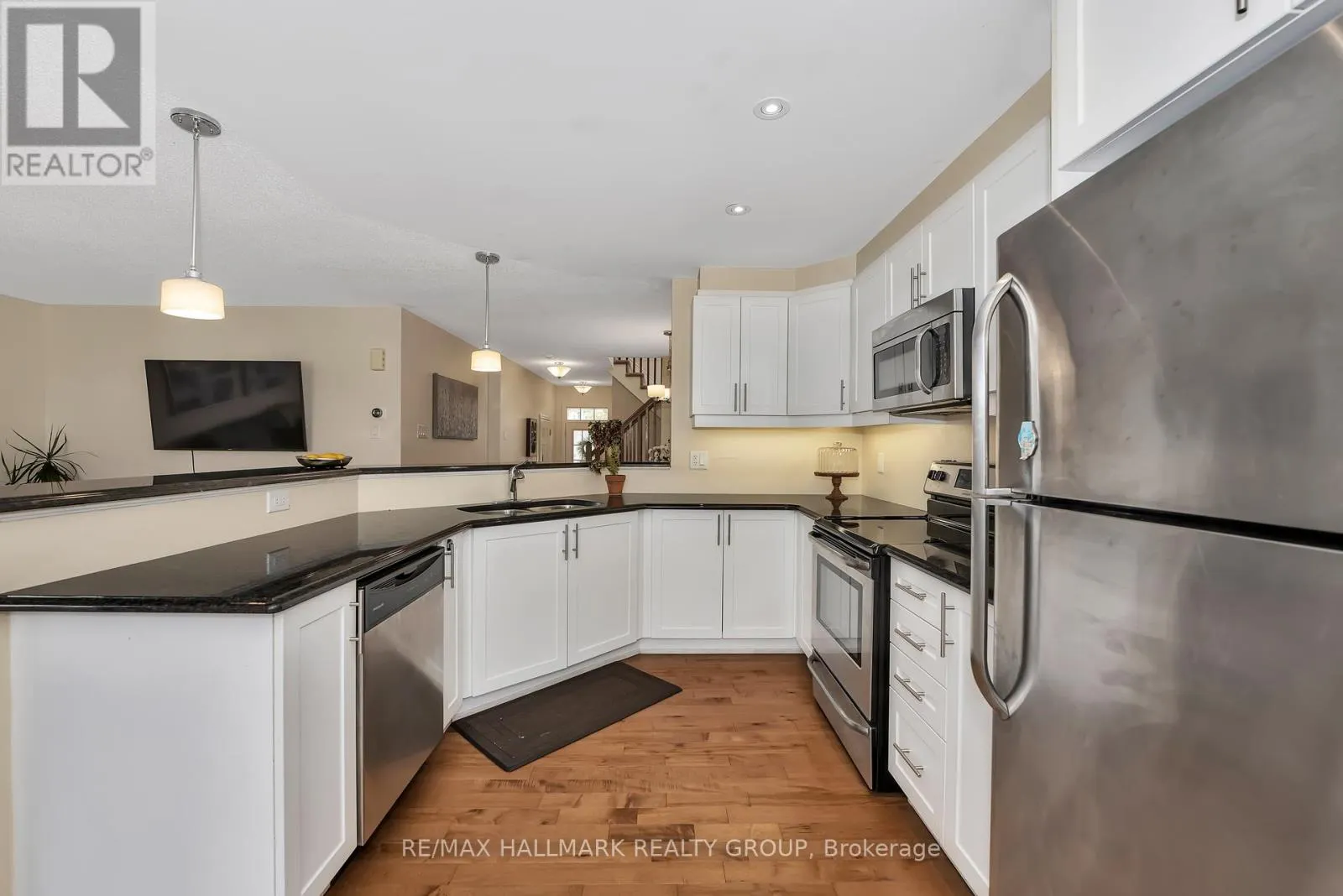 334 ASTELIA CRESCENT