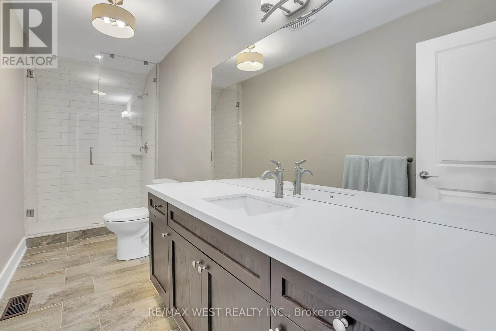 8 WESTWIND COURT