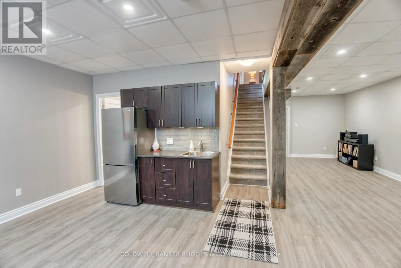 454 CREEKVIEW WAY