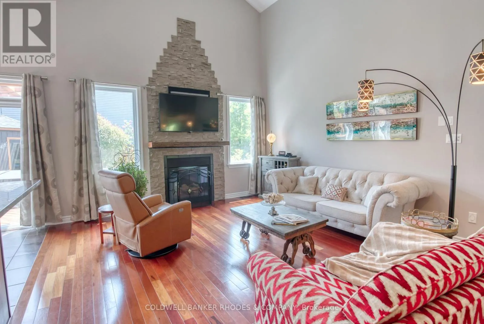 454 CREEKVIEW WAY
