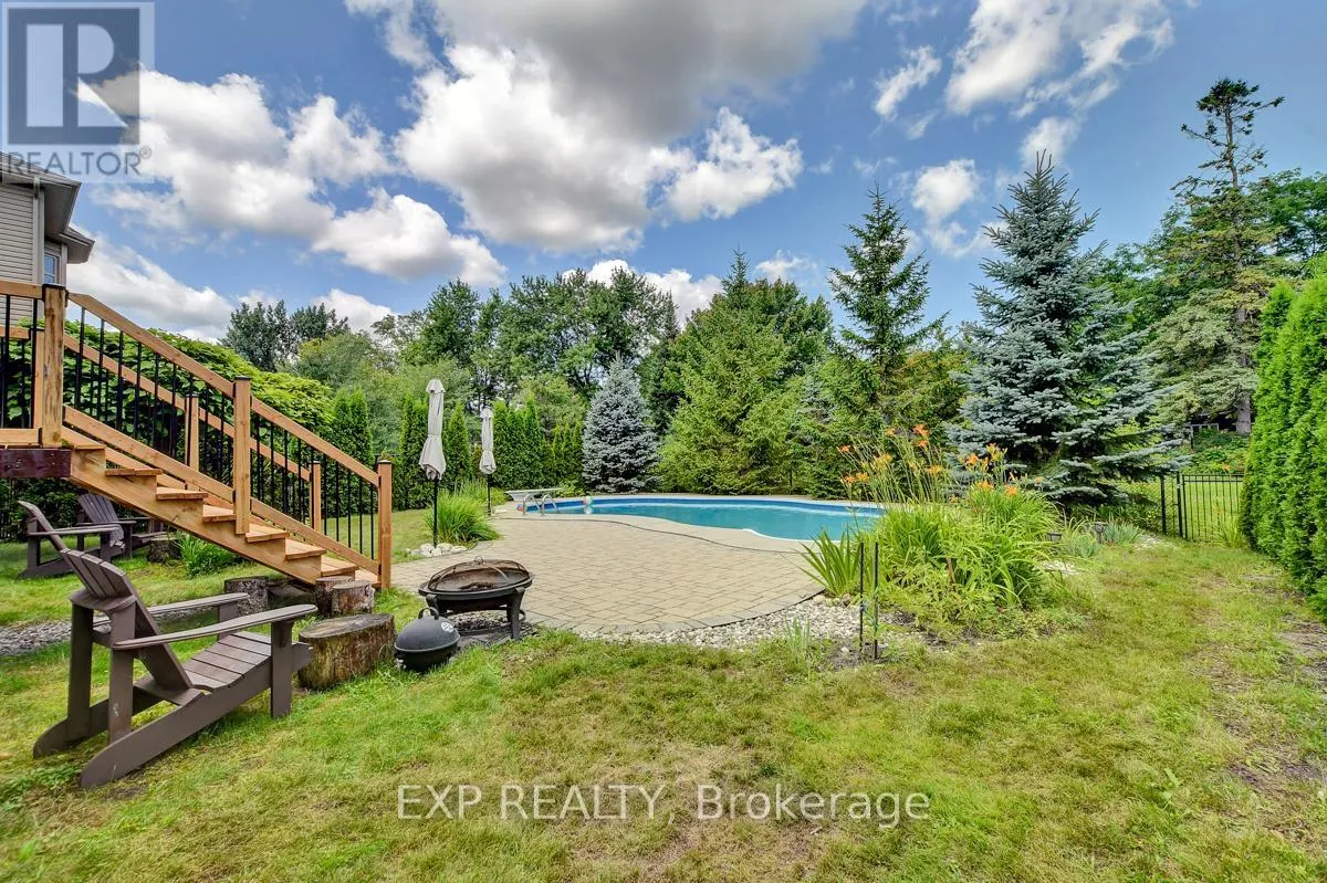 135 RIVERSEDGE CRESCENT