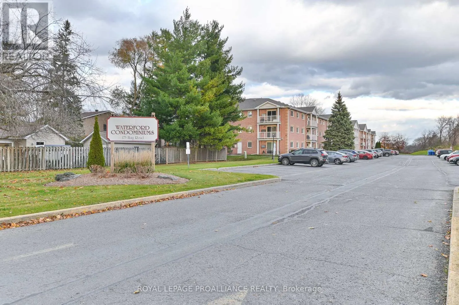 213 - 175 HAIG ROAD E, #213