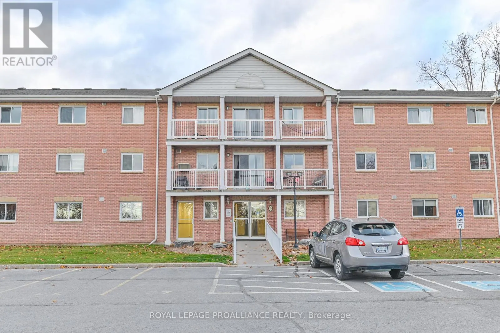 213 - 175 HAIG ROAD E, #213