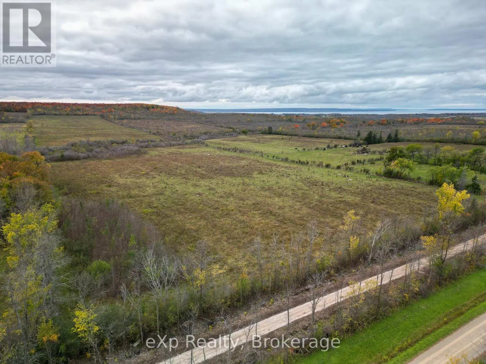 32 ST VINCENT SYDENHAM TOWNLINE