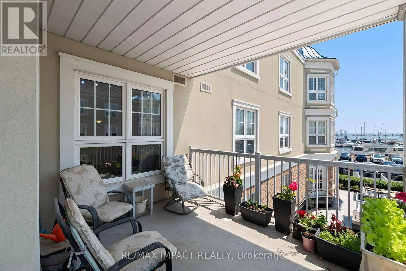 222 - 148 THIRD STREET, #222
