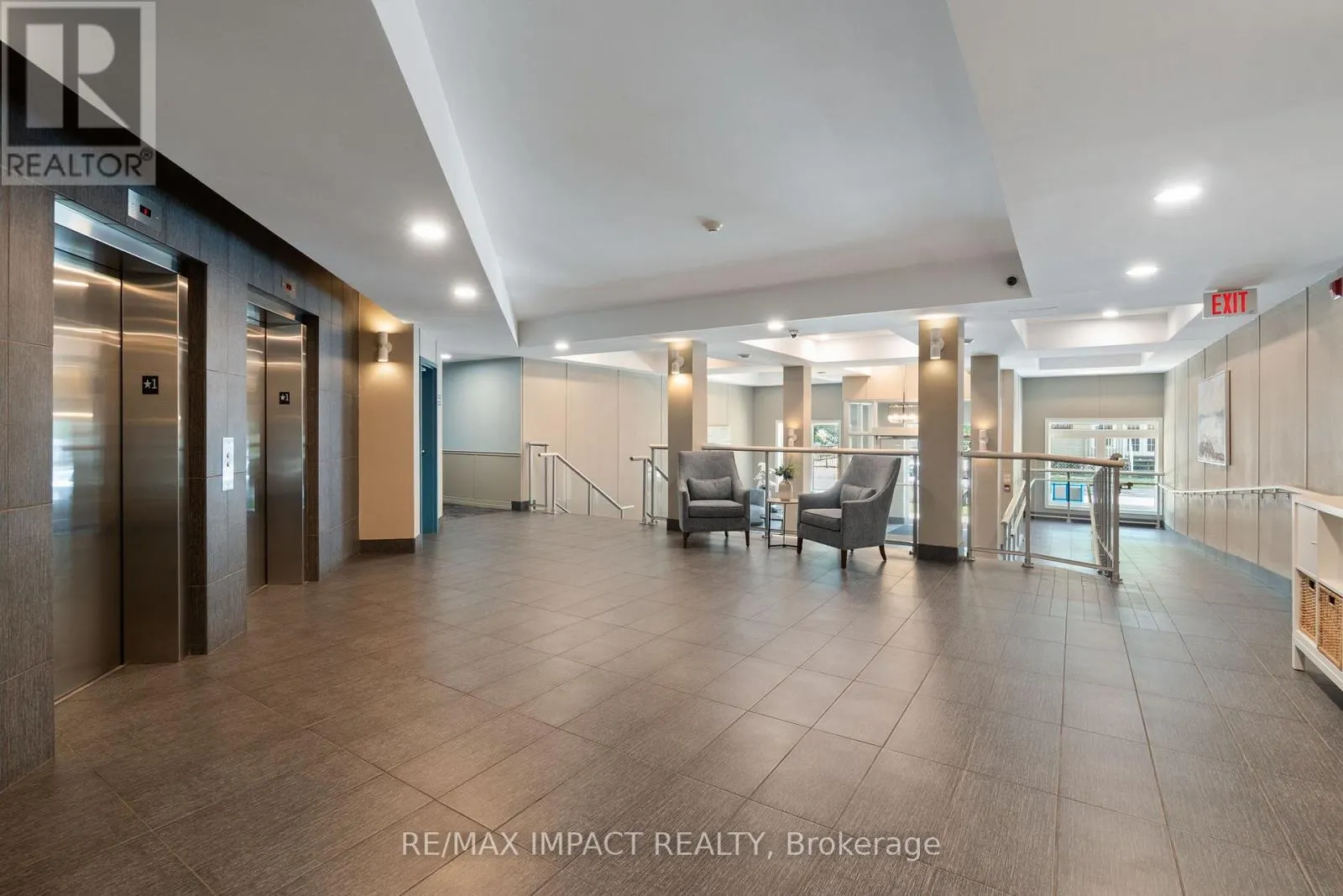 222 - 148 THIRD STREET, #222