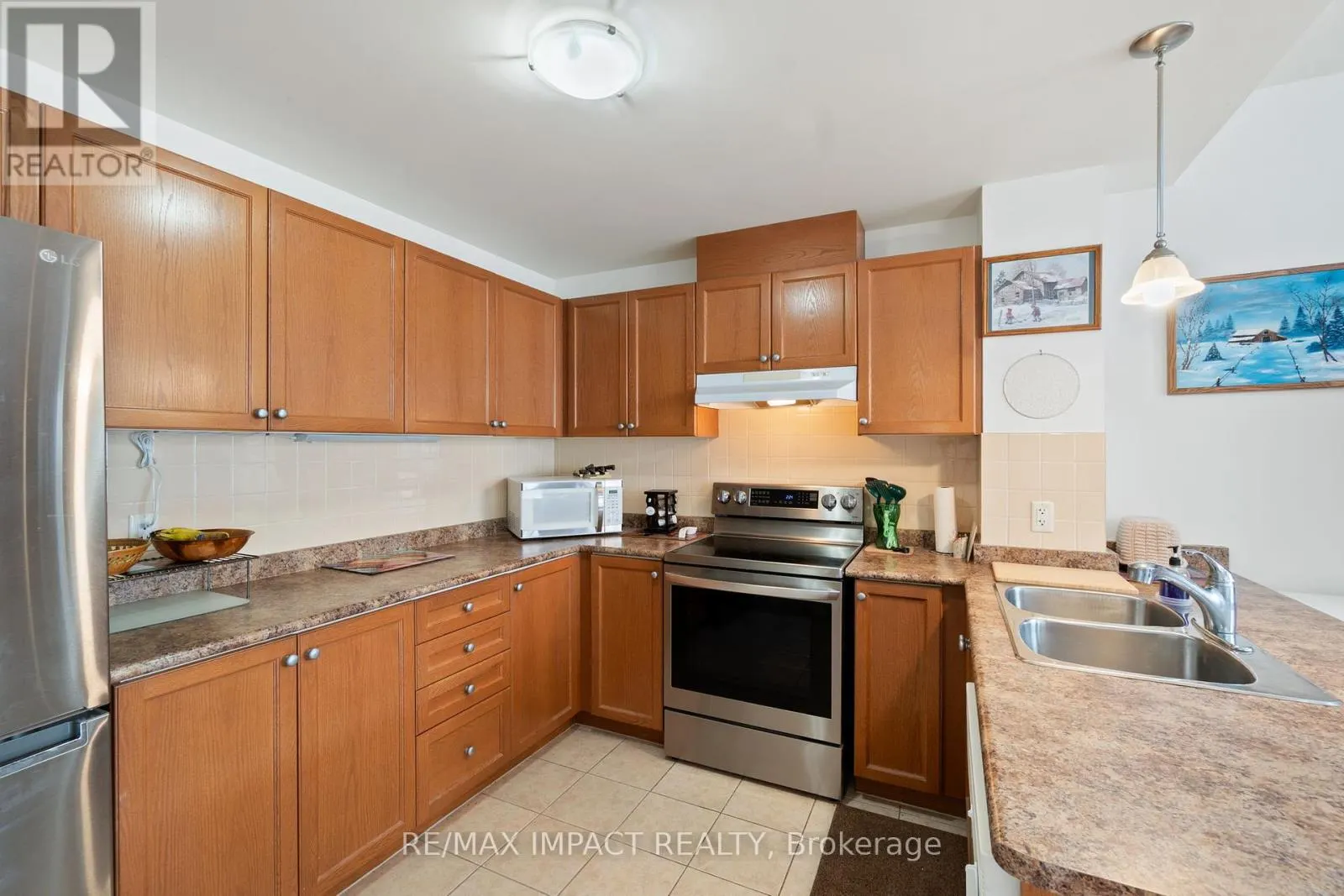 222 - 148 THIRD STREET, #222