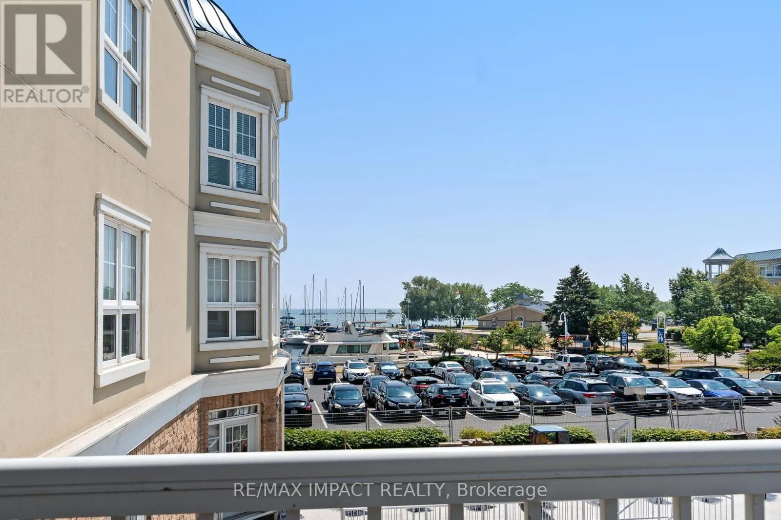 222 - 148 THIRD STREET, #222