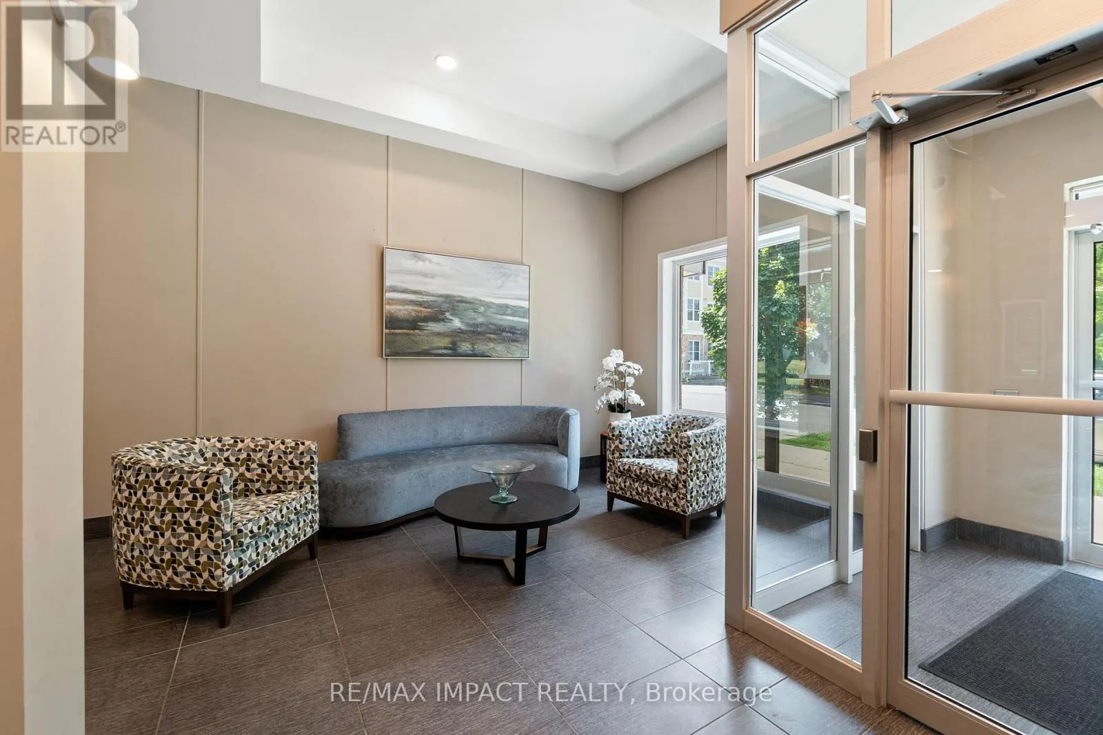 222 - 148 THIRD STREET, #222