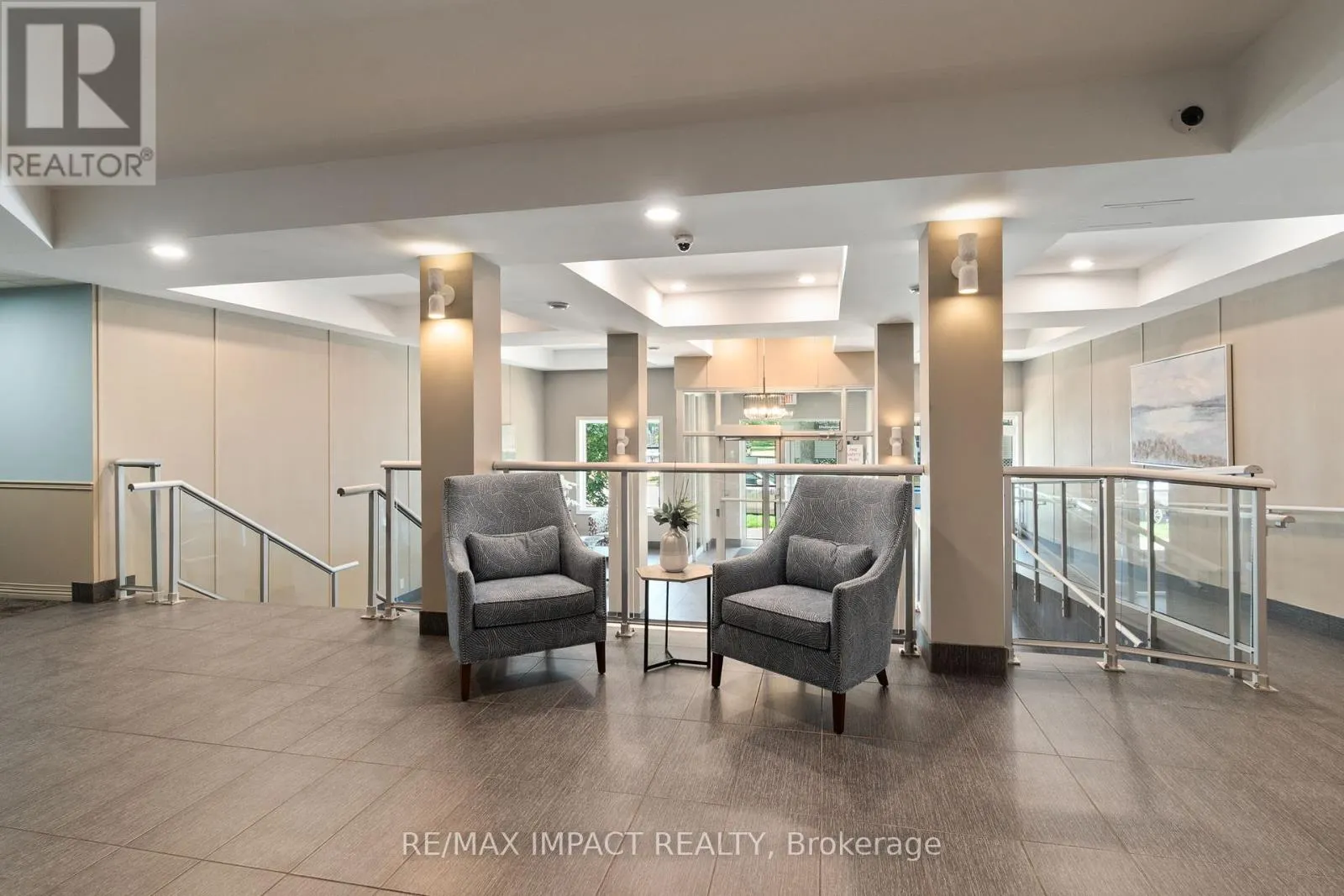 222 - 148 THIRD STREET, #222