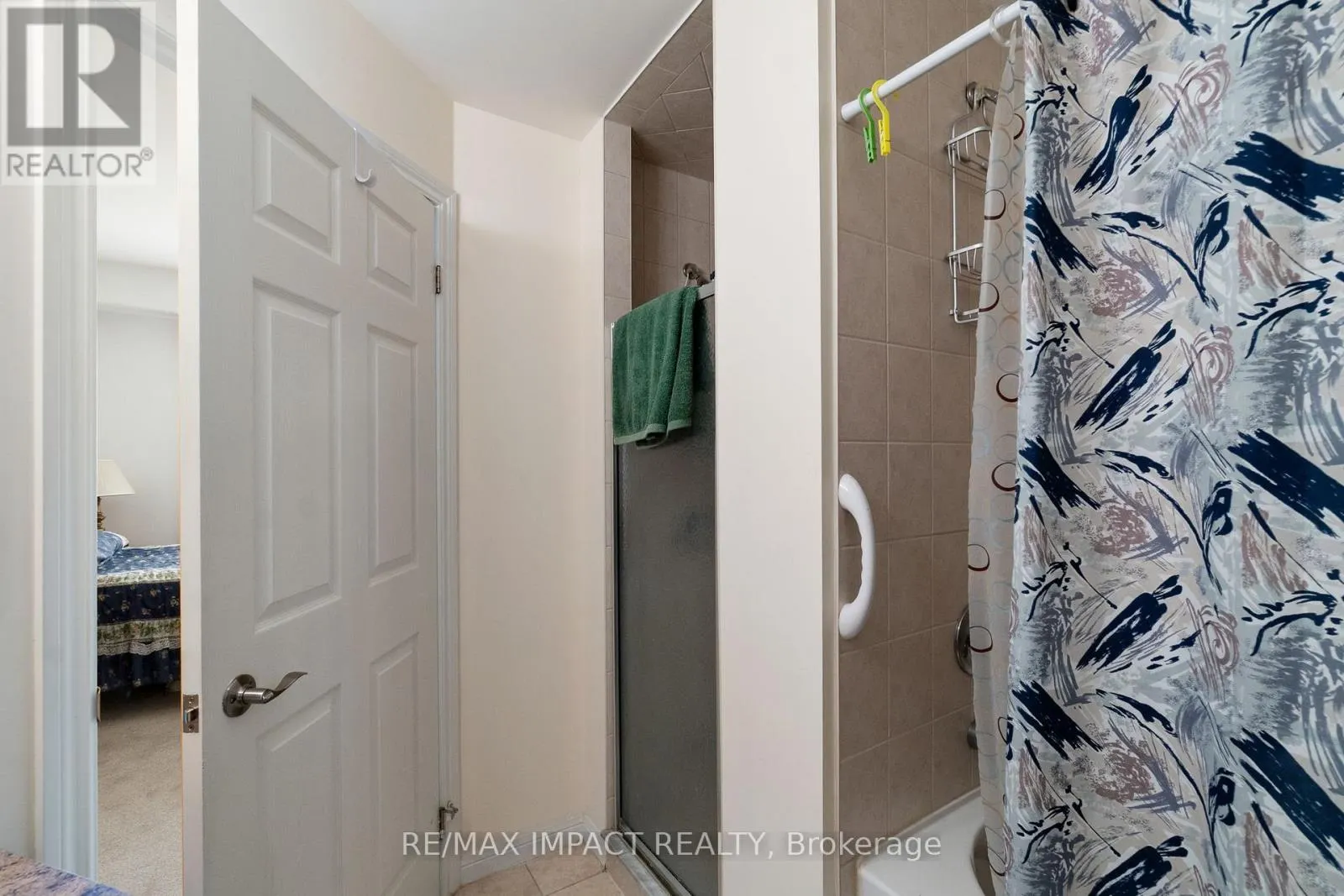 222 - 148 THIRD STREET, #222