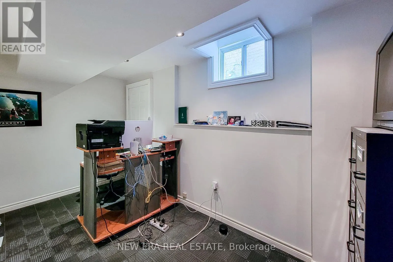 128 MONTREAL CIRCLE
