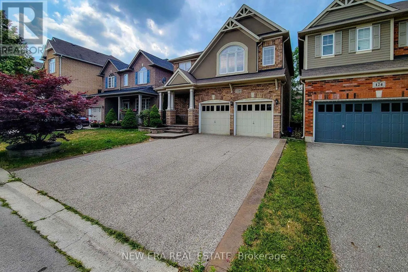 128 MONTREAL CIRCLE