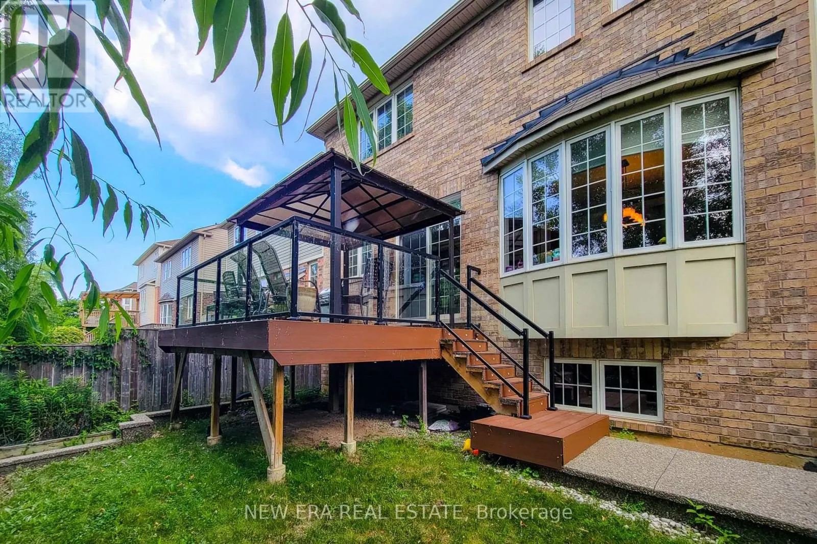 128 MONTREAL CIRCLE