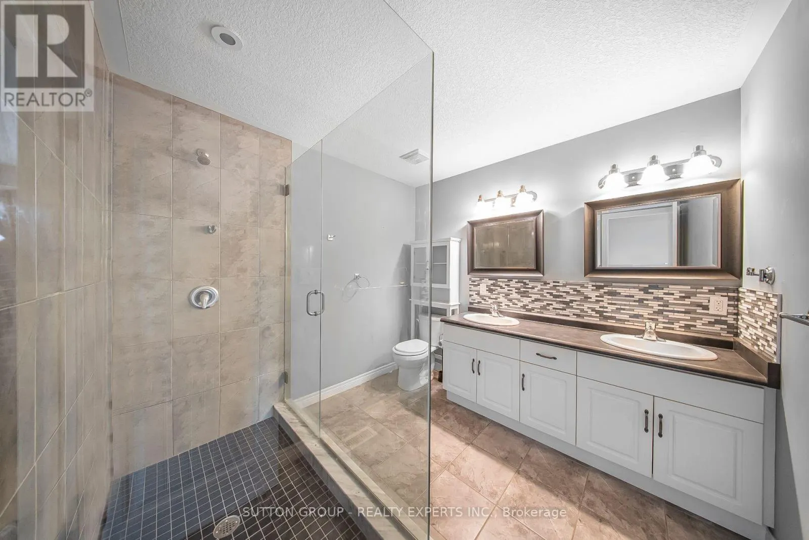 1441 DUNKIRK AVENUE