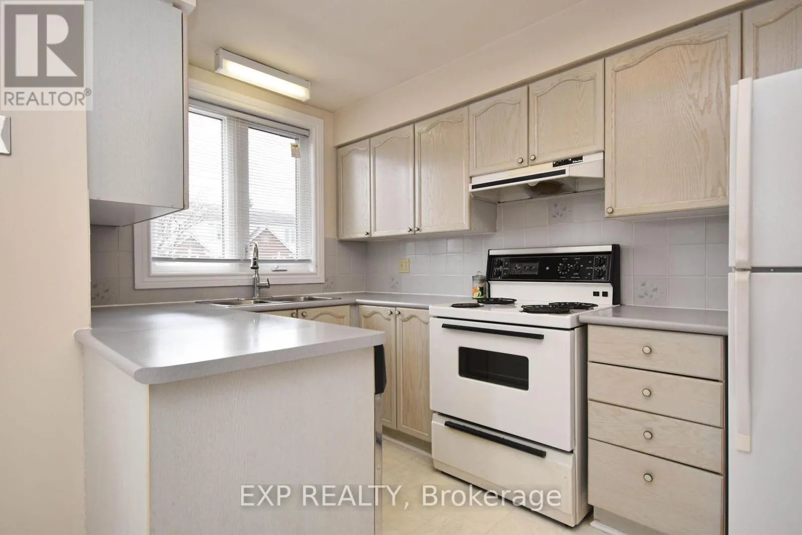 412 BRISTON PRIVATE