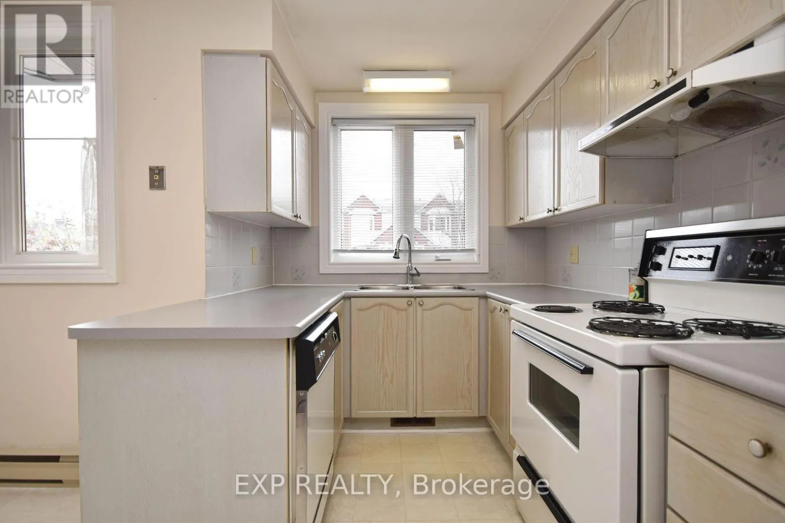 412 BRISTON PRIVATE
