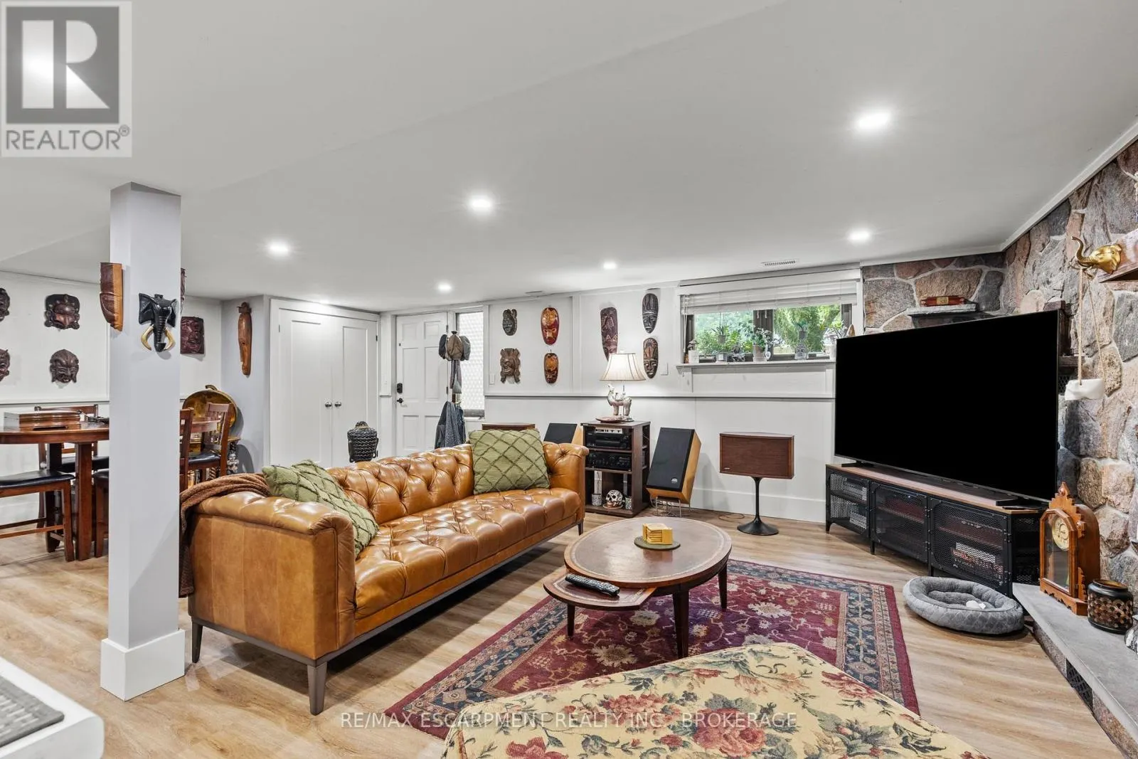 4252 WILLIAM STREET