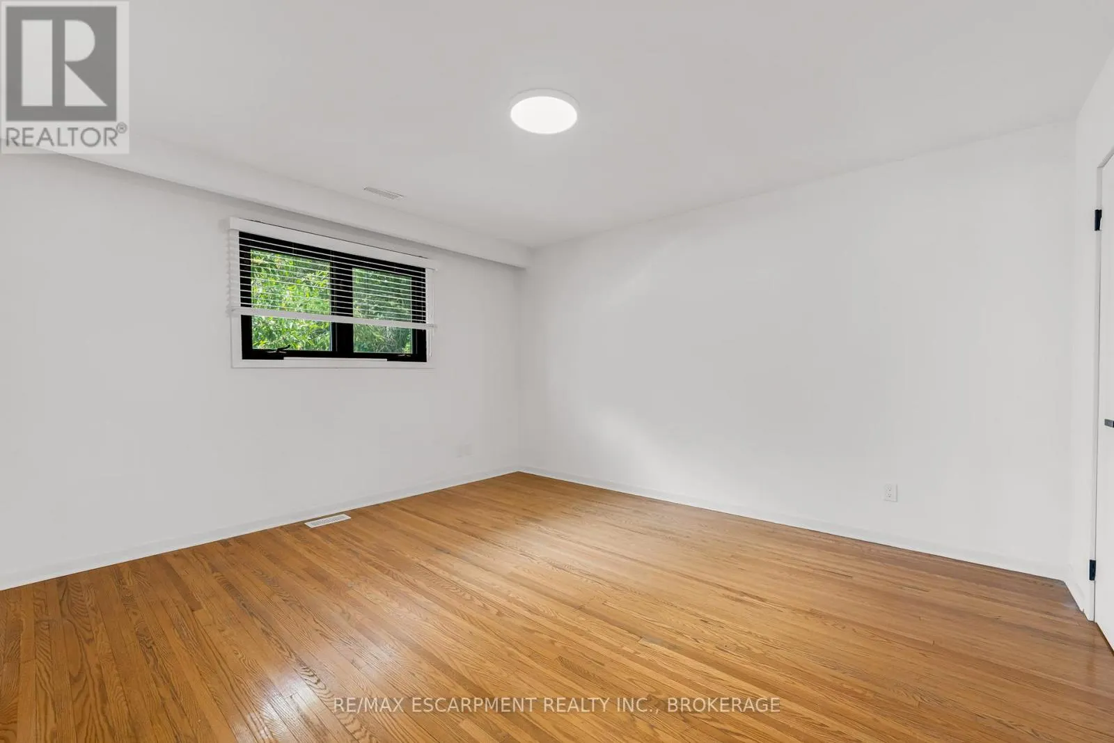 4252 WILLIAM STREET