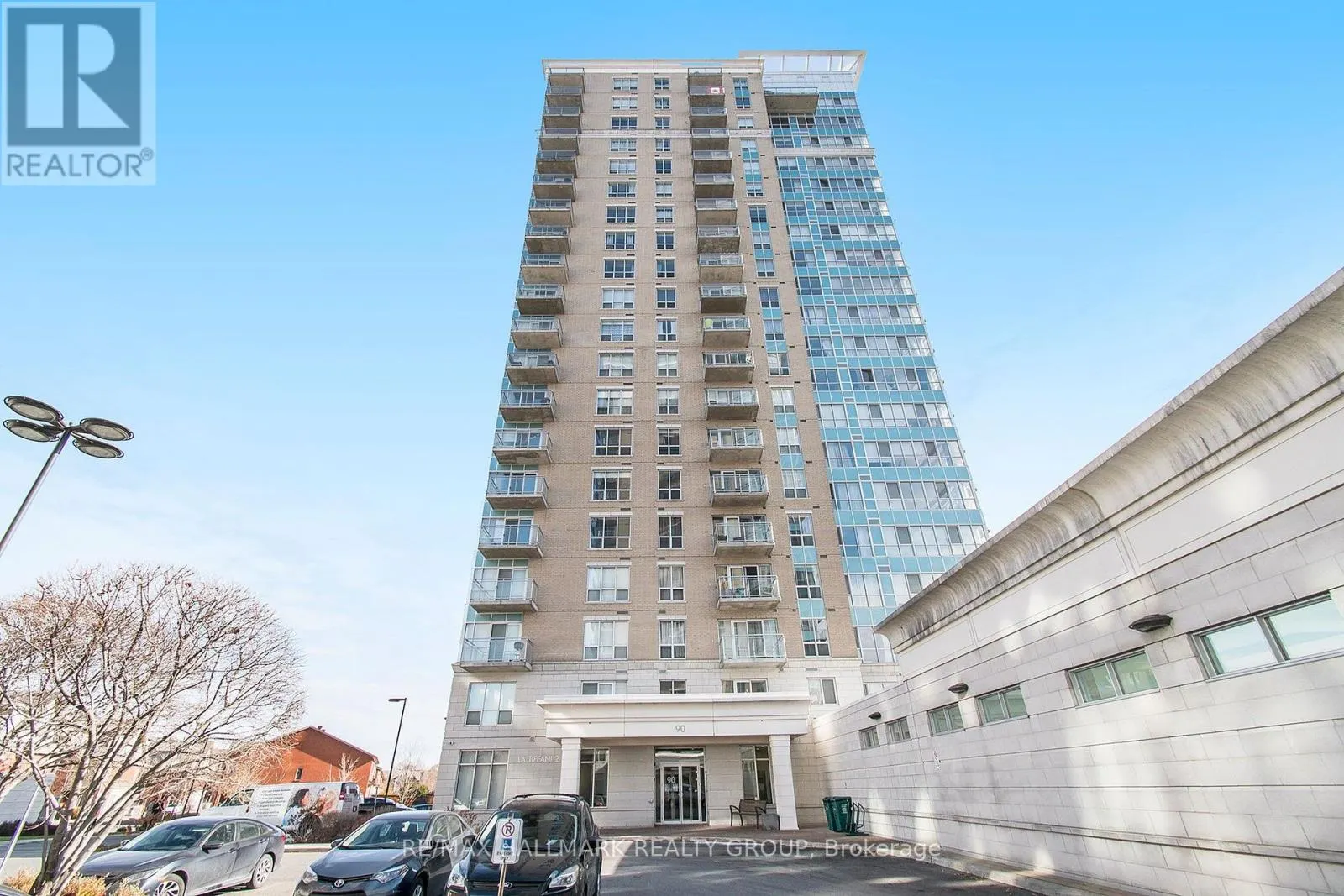 310 - 90 LANDRY STREET