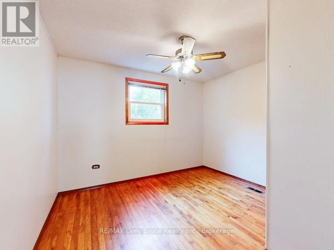 789 6TH 'A' STREET E