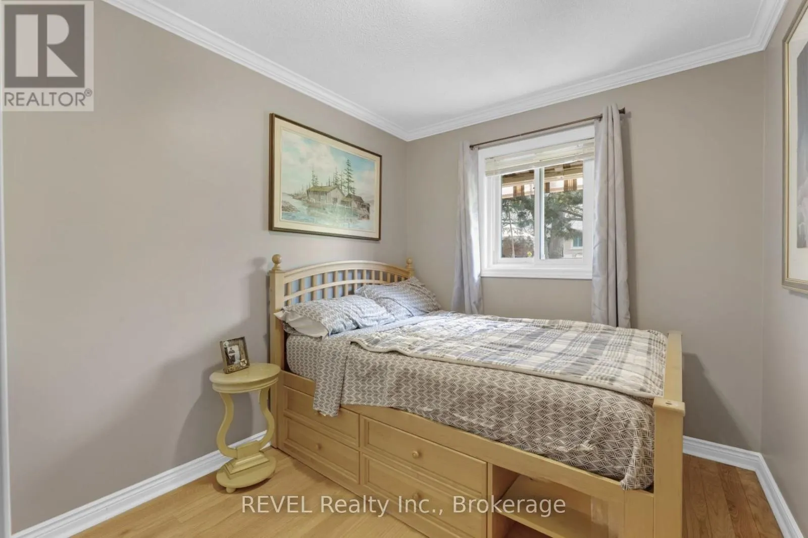 20 - 10 WENTWORTH DRIVE, #20