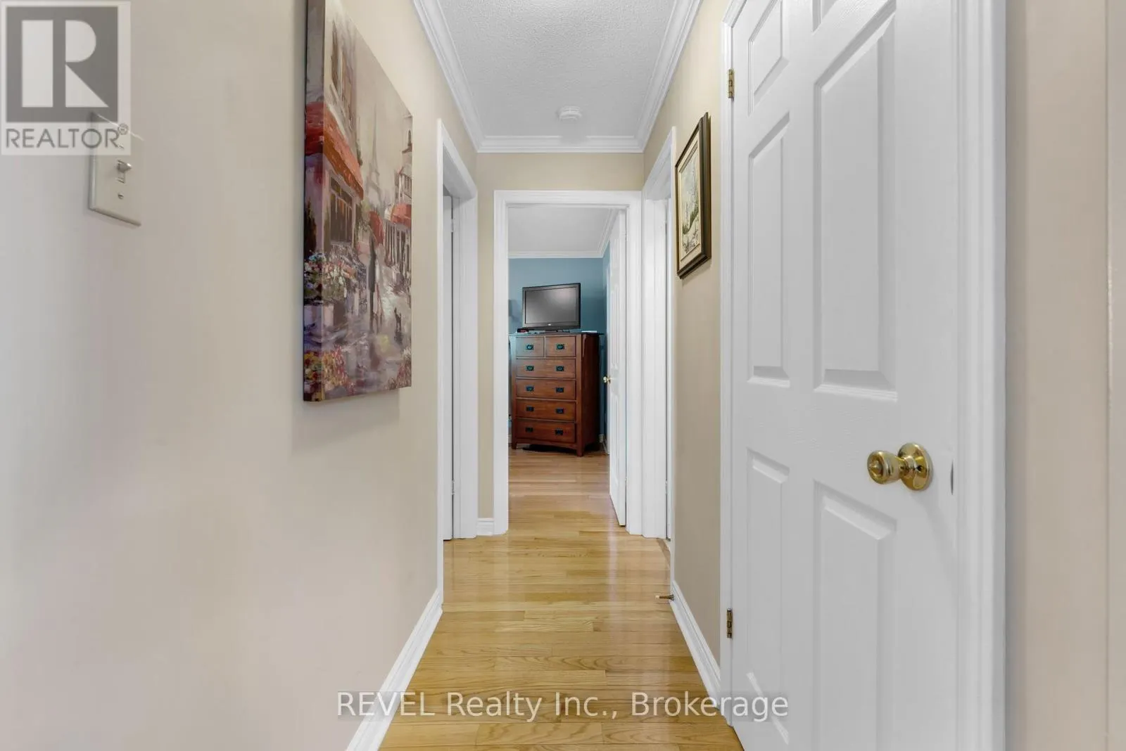 20 - 10 WENTWORTH DRIVE, #20