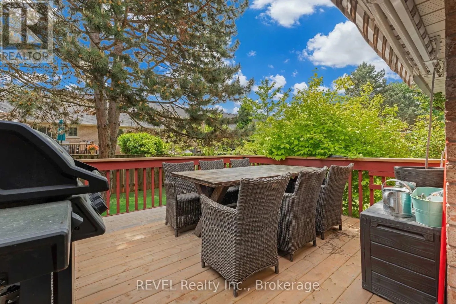 20 - 10 WENTWORTH DRIVE, #20